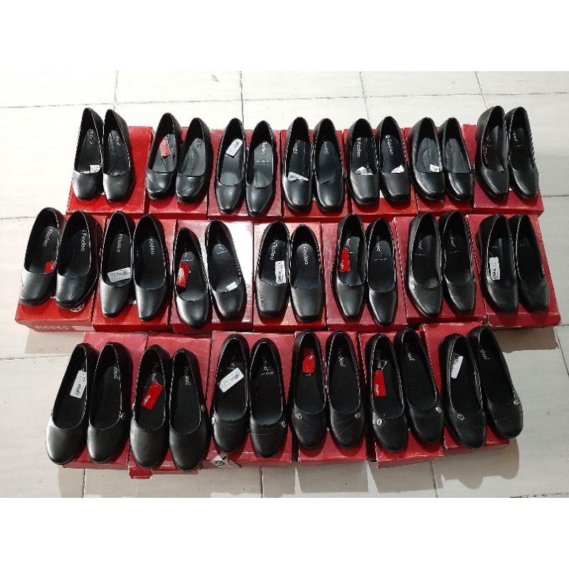 SIZE 37 | SEPATU PANTOFEL HITAM WANITA ORIGINAL FLADEO