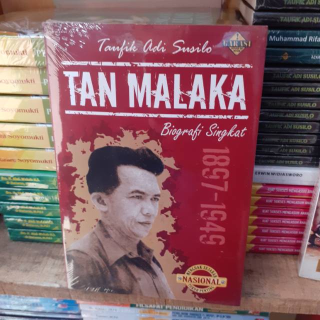 Buku Biografi Singkat Tan Malaka Biografi Singkat Oleh Taufik Adi Susilo Shopee Indonesia