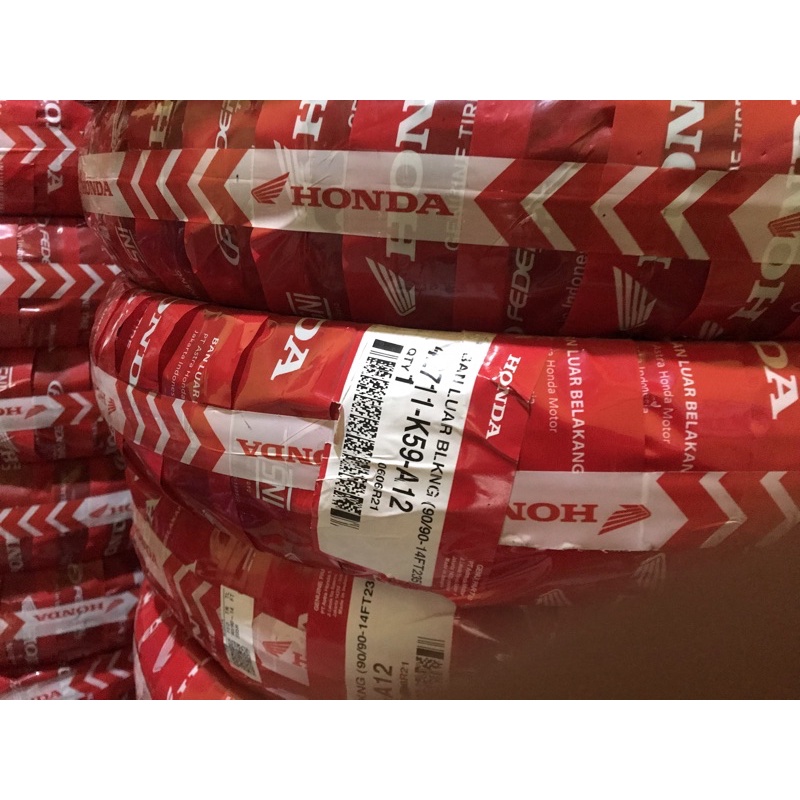 BAN TUBELESS BELAKANG 90/90 14 VARIO 125 150  ORI HONDA 42711 K59 A12