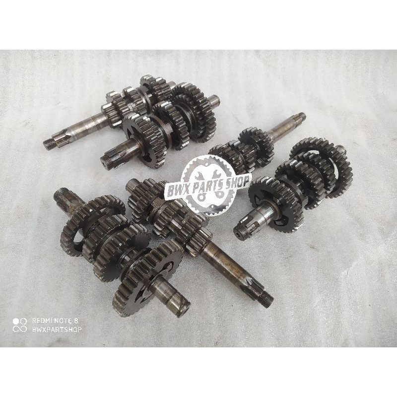 Gigi Rasio Girbox Gearbox RX KING TAHUN MUDA ORIGINAL COPOTAN GOOD CONDITION /Transmission gigi rasi