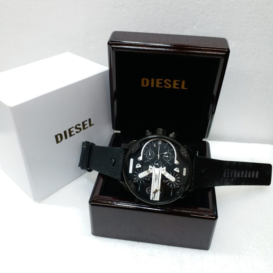 Cash Back Jam Tangan Diesel Four Time Dial Black Leather Garansi 1th