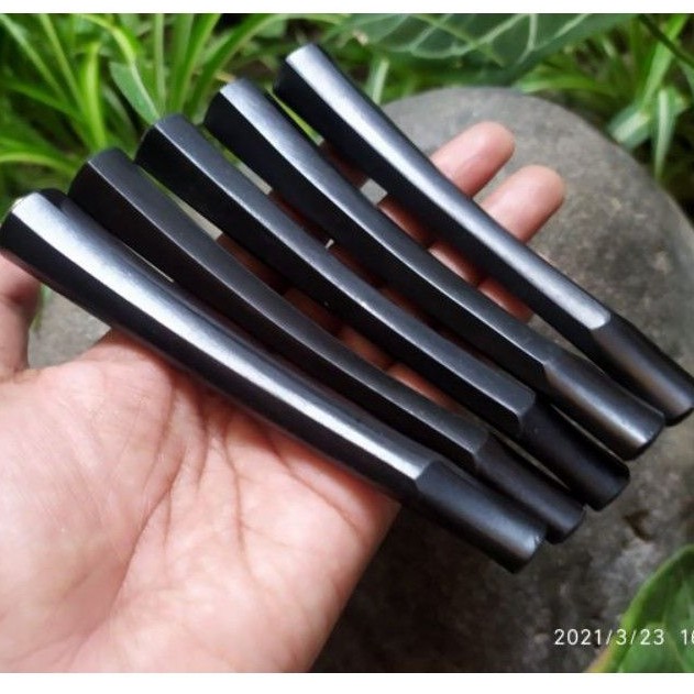 

kelor hitam