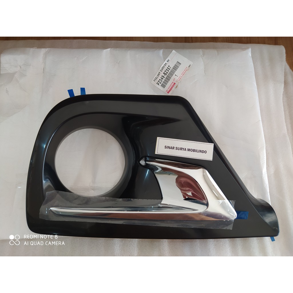 Cover Garnish FOGLAMP Bemper Bumper Depan RH / KANAN ORIGINAL AVANZA 2013-2014