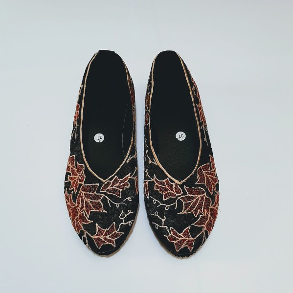 etnik fashion sepatu wanita flat slip on bordir murah terbaru motif daun coklat