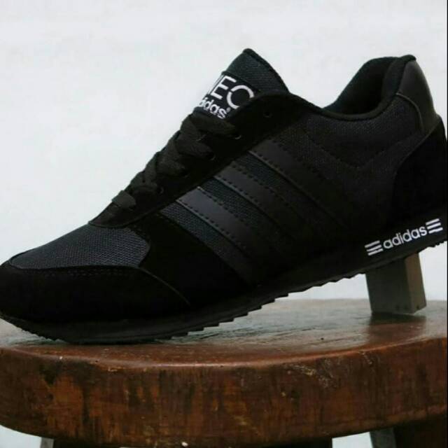Sepatu sport adidas neo city racer full black/casual/joging