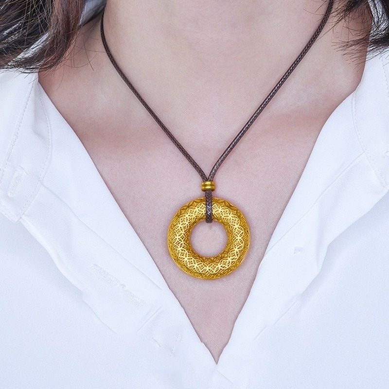 [Ready Stock]Fashion Gold Plated Gold Hollow Ring Necklace Pendant