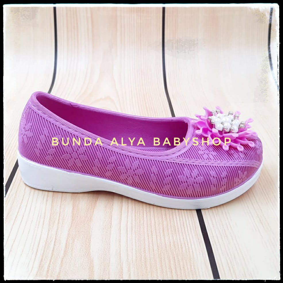 Sepatu Anak Perempuan Usia 1 Tahunan Size 20 - 21 Lentur - Sepatu Slip On Cewek Anti Licin PINK Karet Anti Licin