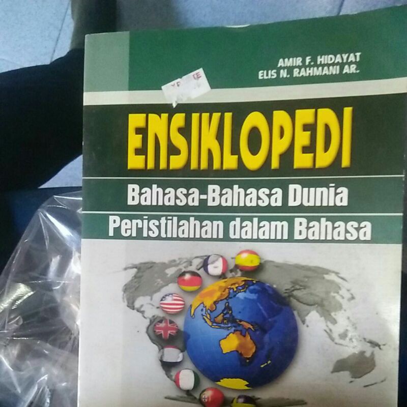 ENSIKLOPEDI,BAHASA_BAHASA DUNIA PERISTILAHAN DALAM BAHASA,AMIR F.HIDAYAT.ELIS N.RAHMANI AR.