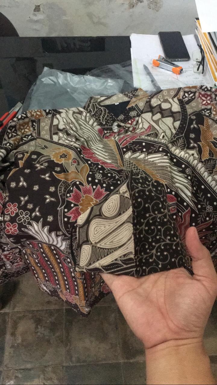 Coupel Batik Solo Kaftan Paris Dress Batik Motif Abstrak Copel Batik Kondangan Original