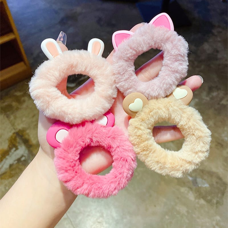 (ISI 1-3 PCS) Ikat Rambut Pluffy / Kuncir Karet Spiral Wanita Karakter Kualitas Import Scrunchie Kunciran Aksesoris Rambut Anak Perempuan Korean Style Impor Babycinnamon