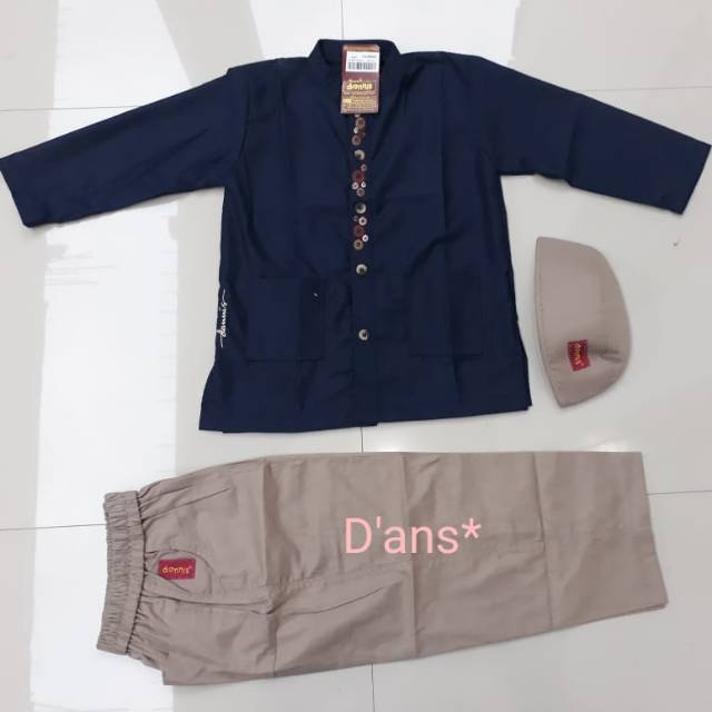 Dannis d'button kids cowok size 4