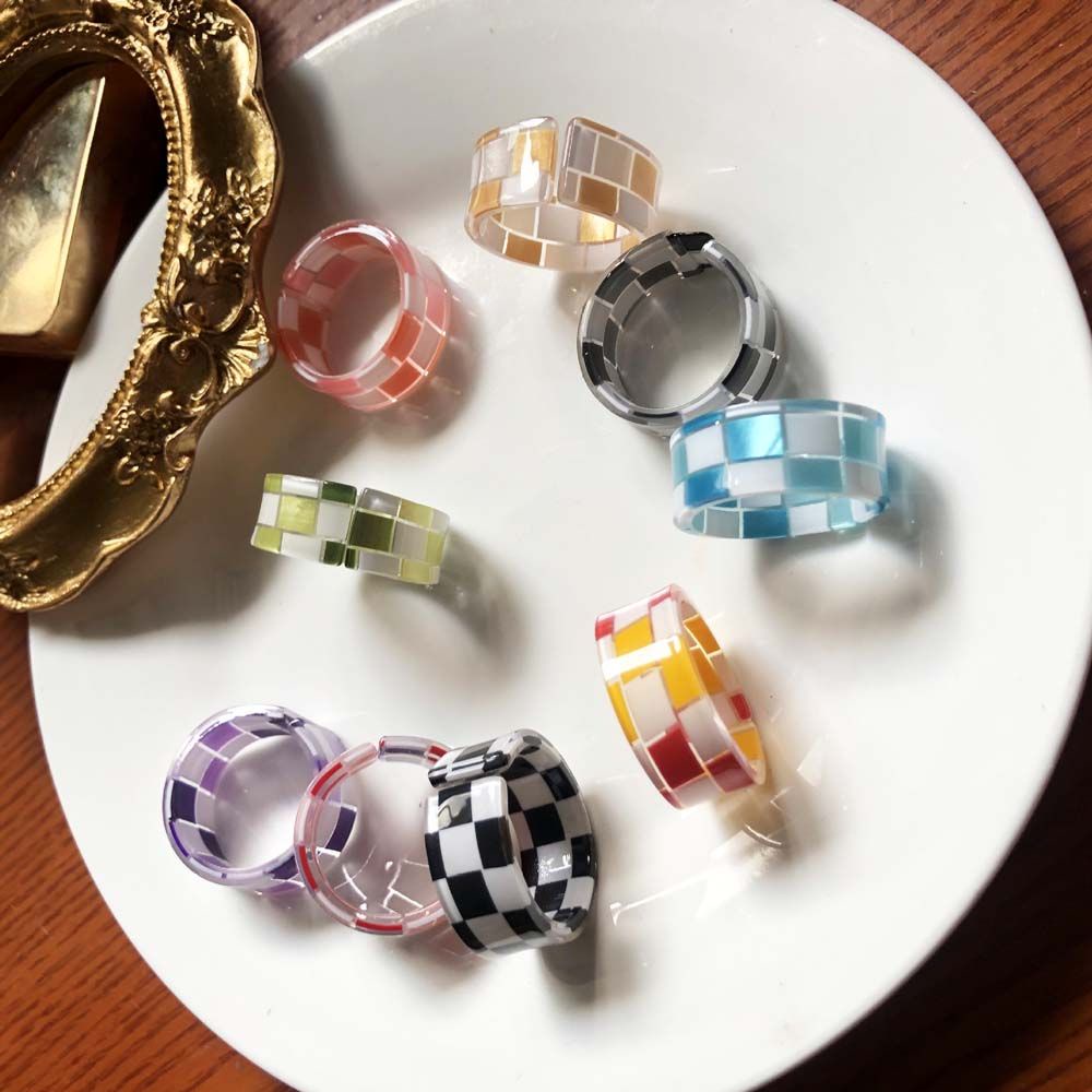 Cincin Model Terbuka Bahan Resin Akrilik Motif Kotak-Kotak Warna Permen Gaya Korea Untuk Pria Dan Wanita