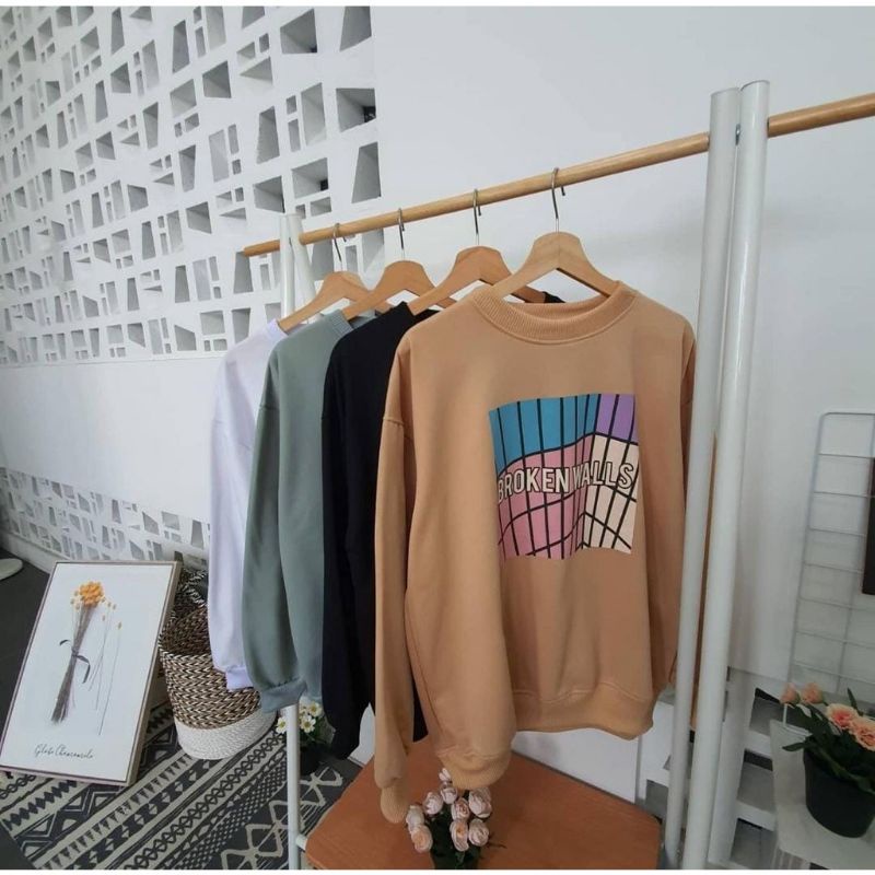 Broken wals sweater fashion remaja