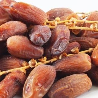 

KURMA TUNISIA TANGKAI 1KG/ KURMA TANGKAI MURAH