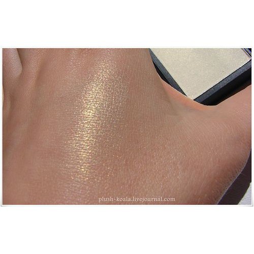 NARS Highlighting Blush Powder Albatross