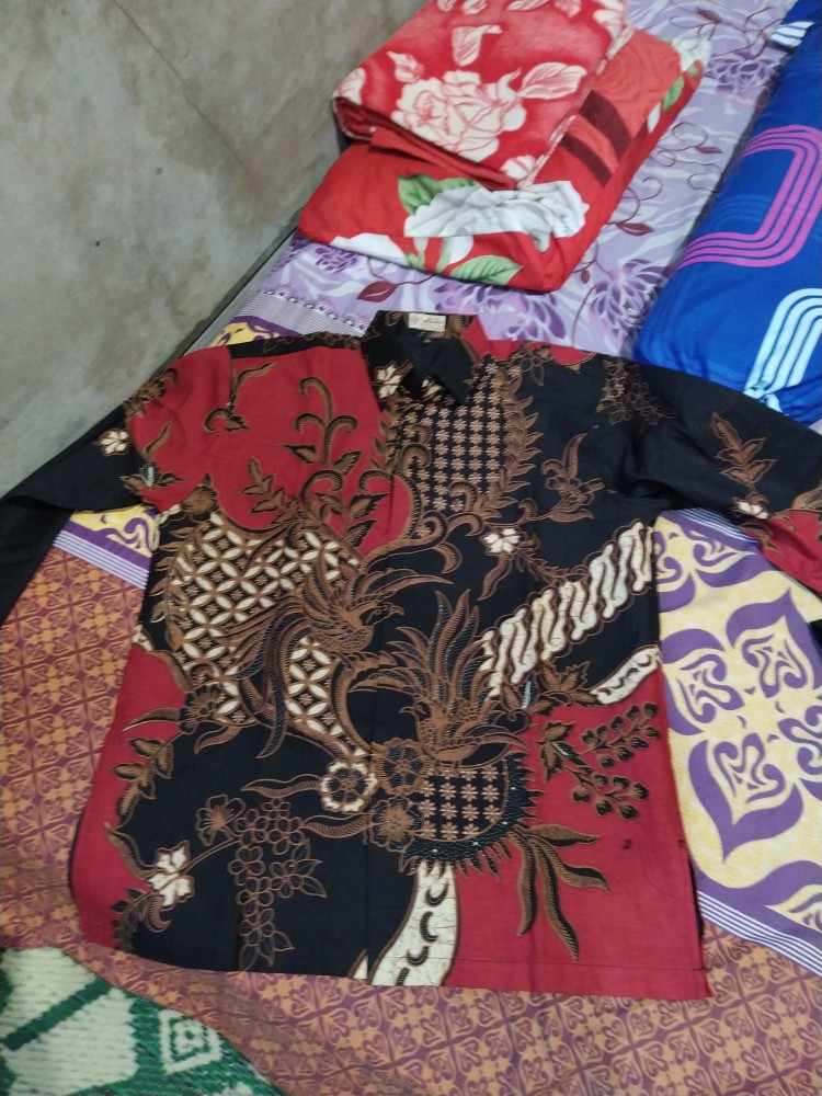 Pakaian Baju Kemeja Batik Lengan Panjang Pria Cowok Laki Laki Elegan Terbaru Free Masker As075