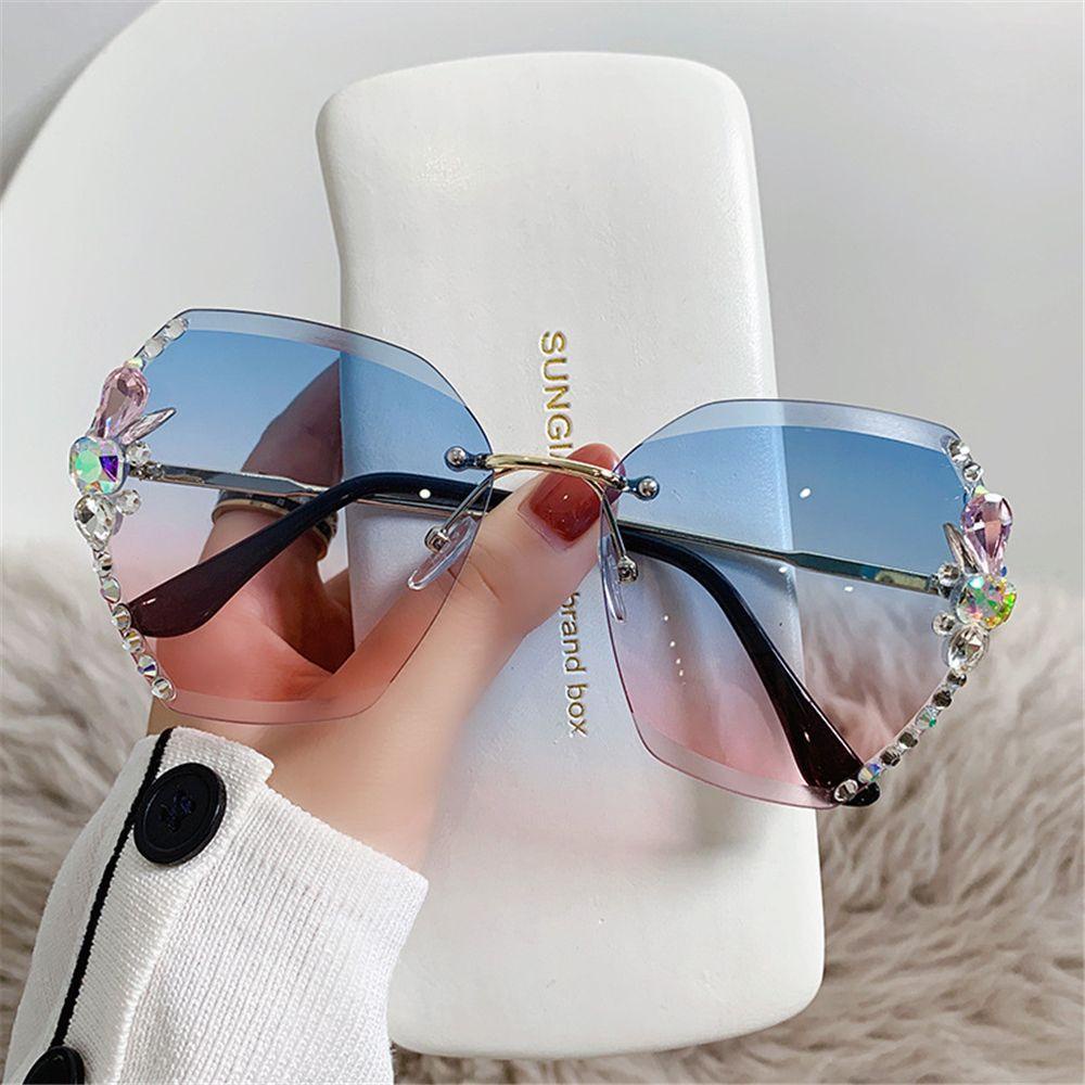 Wonder Rhinestone Sunglasses Retro UV400 Cutting Lensa Wanita Kacamata Matahari