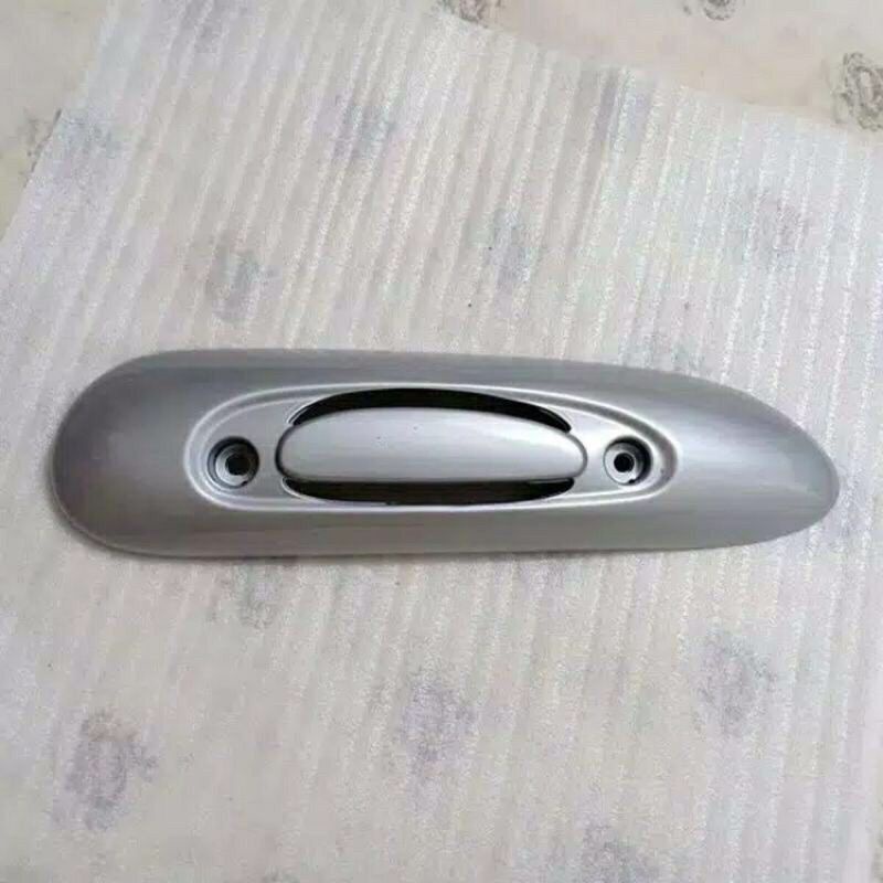 Cover tameng knalpot Tutup knalpot scoopy fi 2014-2016 Silver original