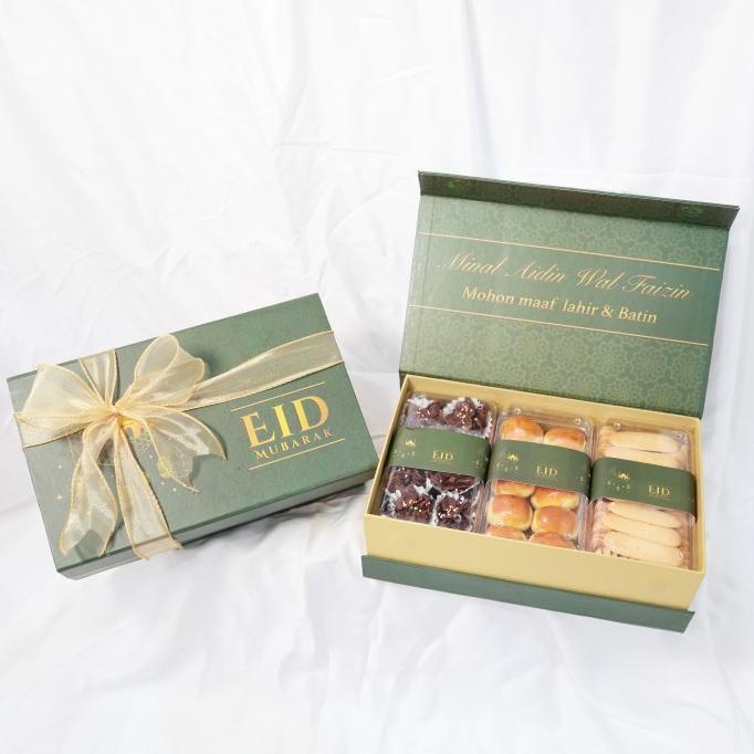 

Hampers Deluxe / Parcel Lebaran / Adil Fitri / 3 Toples / Kue Kering Sarahasana_