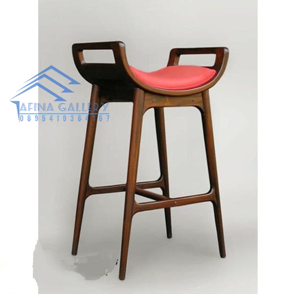 Kursi bar dudukan lengkung kombinasi busa kursi bar kayu jati