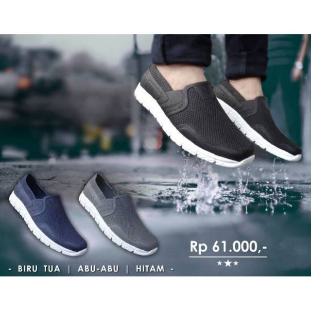 TBS Sepatu Karet Pria model Casual SMW