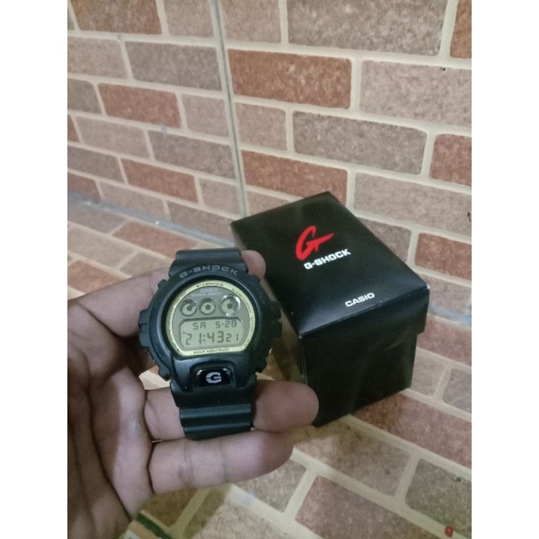 CASIO GSHOCK DW 6900MR second