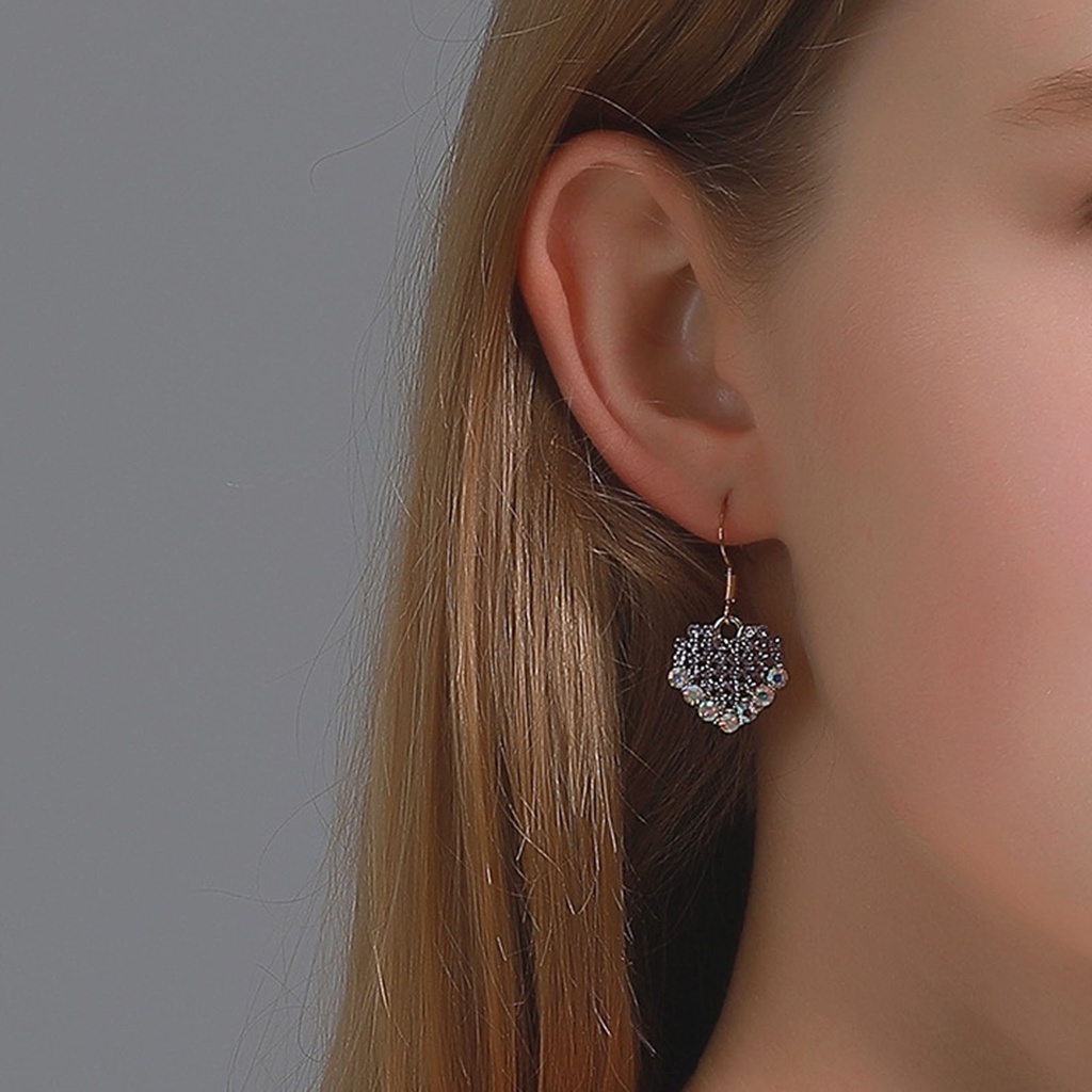 Hu Hu Hu Hu Hu Alat Bantu Pasang Kacamata♡ 1 Pasang Anting Kait Gantung Wanita Desain Hati Hias Berlian Imitasi Warna Warni Untuk Prom / Pesta / Pernikahan