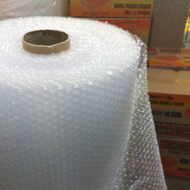 

Bubble Warp khusus toples.