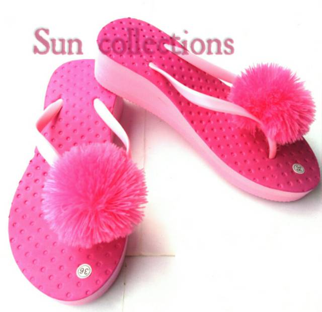 Wedges wanita pompom / Wedges pompom embos