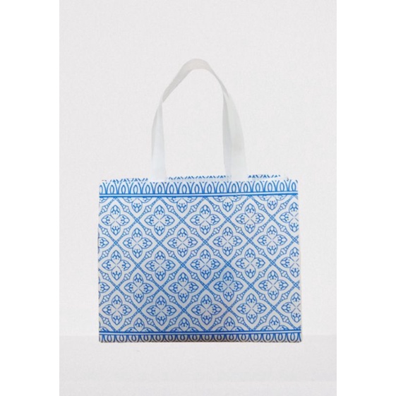 

tas parcel/hajatan uk 22×27×10 batik salem