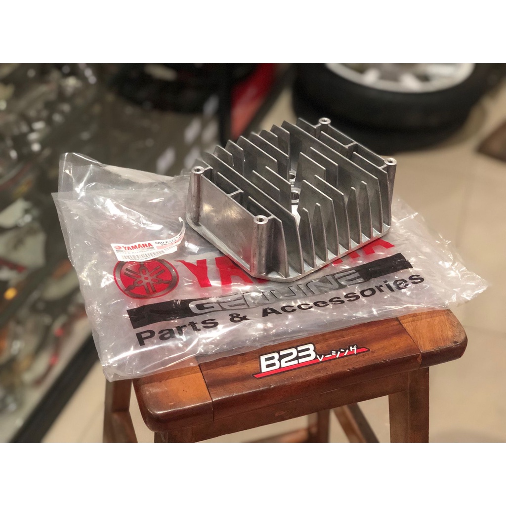 Cylinder head yamaha 125z Kop deksel head 125z original 5BU-E111-00