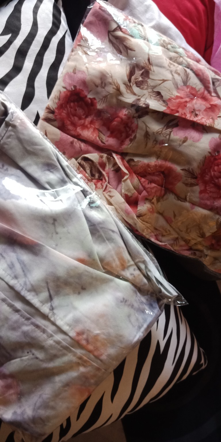 Zebra - Bantal Tidur Dan Guling Motif Zebra Standar Hotel Friamart