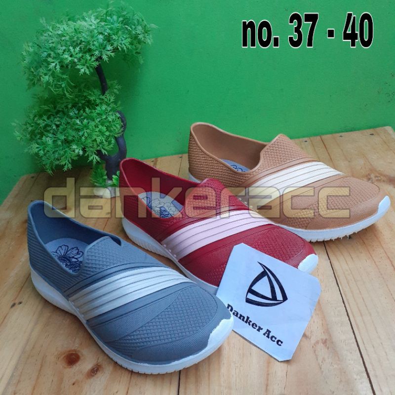 Sepatu Karet Wanita SlipOn Att swl 480 (warna tua) - Sepatu Att swl 480 Empuk dan Modis Slip On