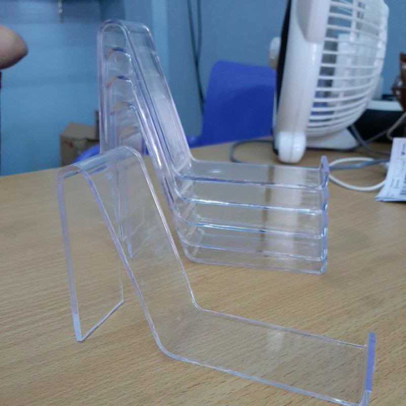 Mika Display Tempat (Rak) Sepatu Akrilik / Rack / Stand Shoes Acrylic