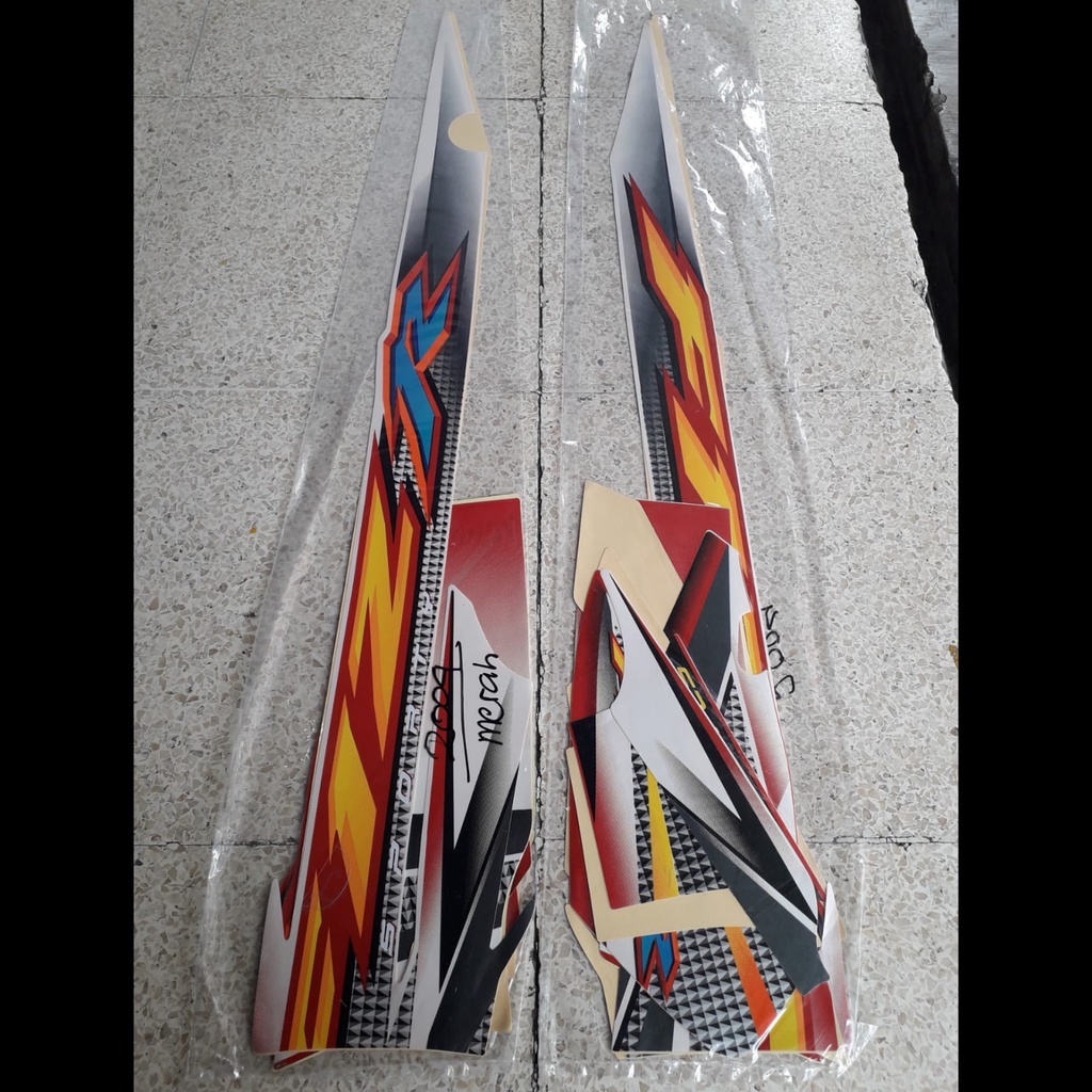 Striping fizr 2004 / striping fiz r 2004 / striping f1zr 2004 / striping f1z r 2004 / striping fizr 