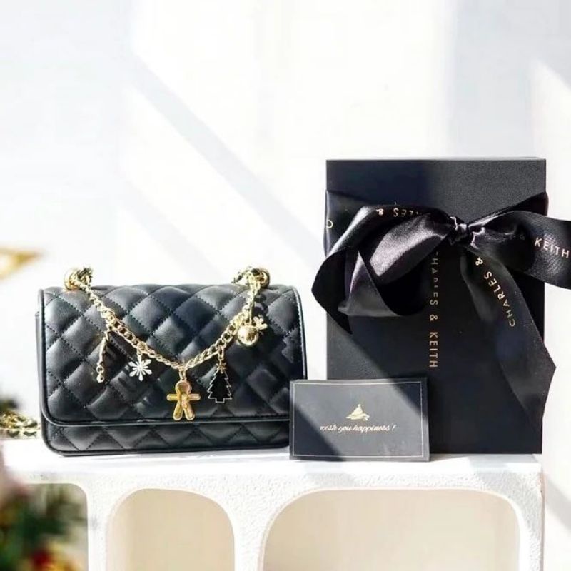 10.10 SALE | CK Chain Handle Quilted Clutch GIFTSET