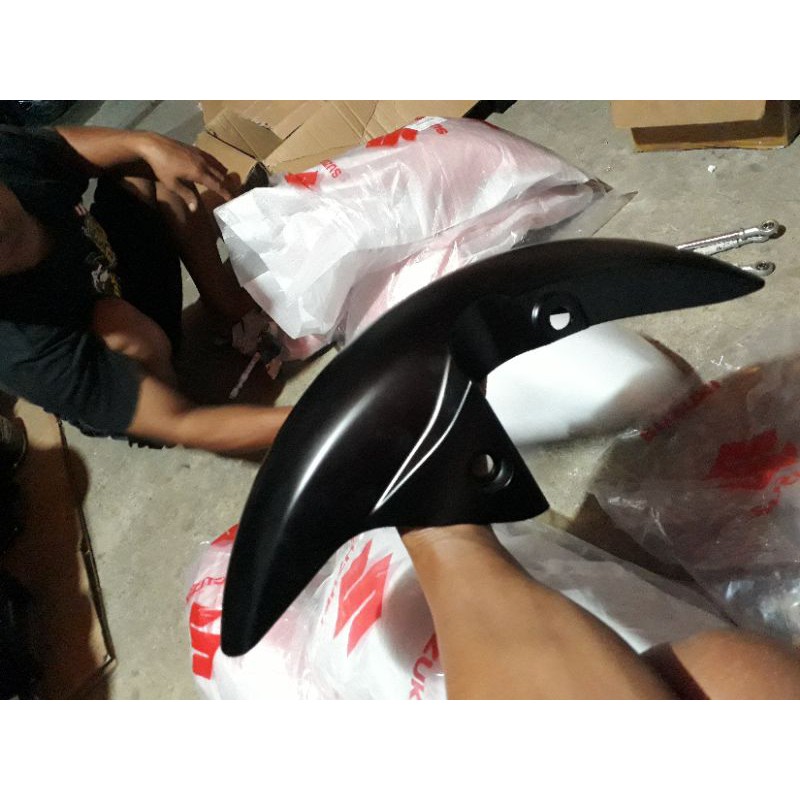 SLEBOR  DEPAN GSX SPAKBOR DEPAN GSX ORIGINAL