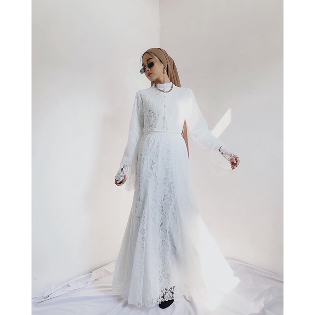 ELLADINE DRESS BYGIAGIO dress akad simple gaun wedding pernikahan baju muslim putih pakaian lamaran elegan pakaian wanita pesta elegan fashion korea dress lebaran cantik anggun mewah nyaman gaun vintage wedding fashion dress bahan lace brokat halus furing