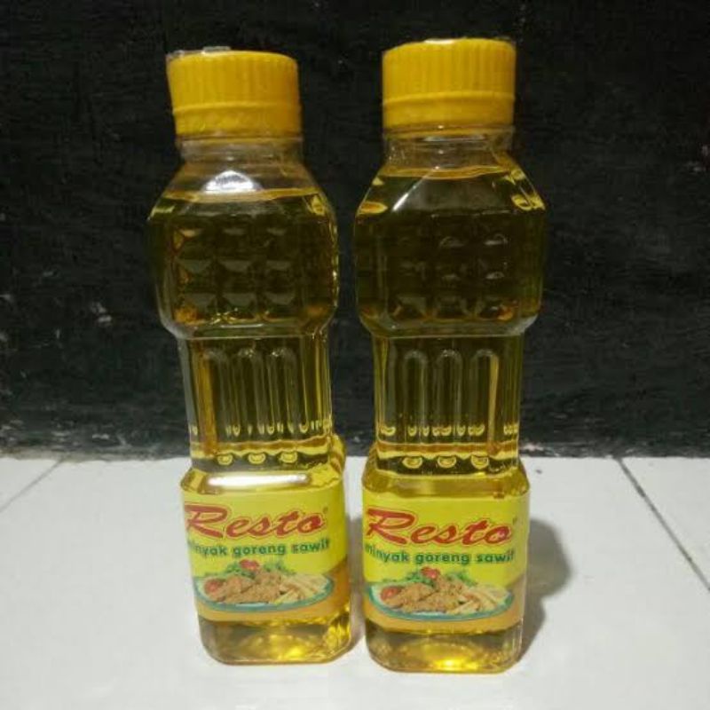 

Minyak Goreng Merk Resto Ukuran 250ml botol