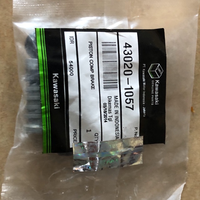 SIL SEAL MASTER REM BELAKANG KAWASAKI NINJA R / NINJA RR ORIGINAL