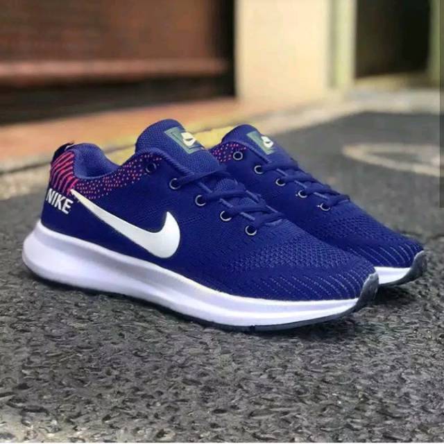 Sepatu sneaker adidas pria termurah