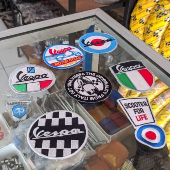 Patch Vespa Bordir Variasi untuk Jaket Tas
