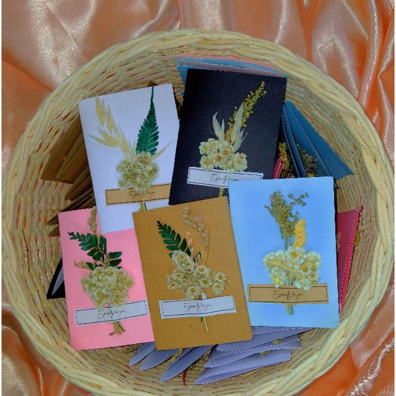 

kartu ucapan aesthetic daun kering