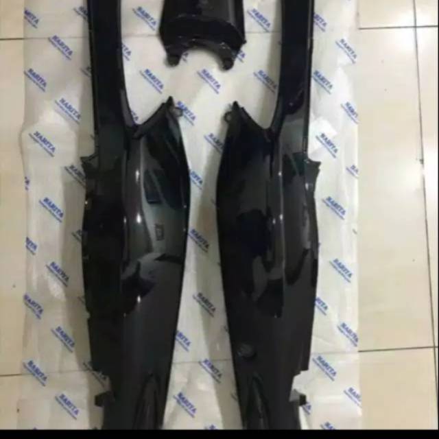 Body belakang satria hiu 2 tak hitam