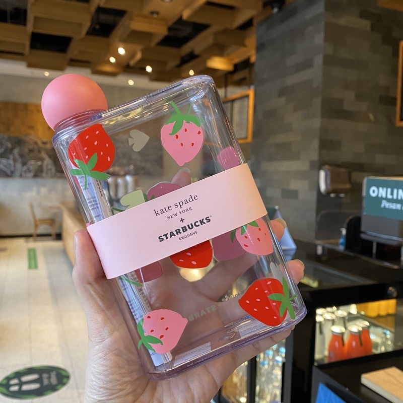 Tumbler starbucks kate spade nyc strawberry acrilic grande