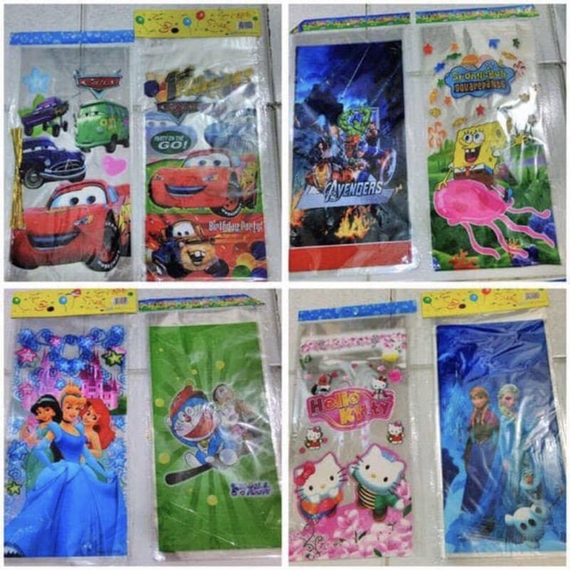 

Plastik Bingkisan / Kantong Bingkisan Ulang Tahun
