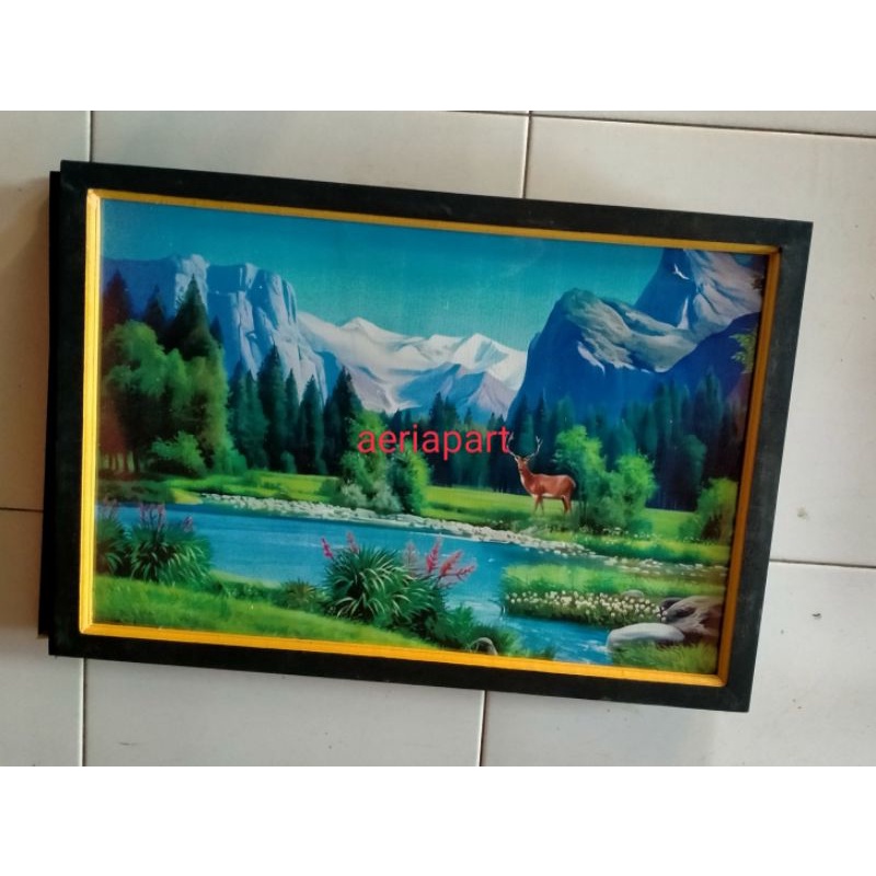 hiasan dinding lukisan cetak pemandangan pegunungan hijau plus FIGURA ukuran 65*45