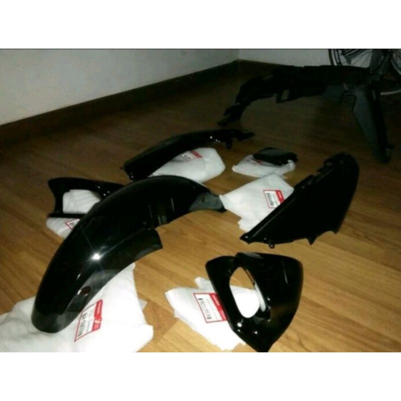Body Full Set Hitam Tanpa Tangki Honda Tiger 2000 (Tilas) (Tilam)