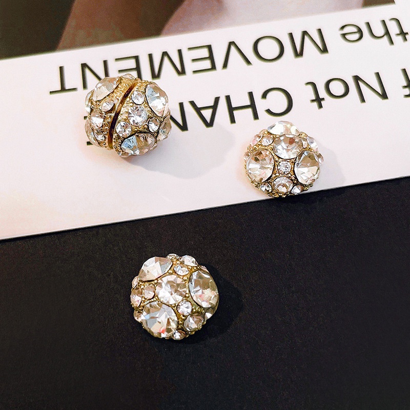 1 Pasang Anting Magnetik Tanpa Tindik Desain Bola Kristal Zirkon Berlian Imitasi Gaya Elegan
