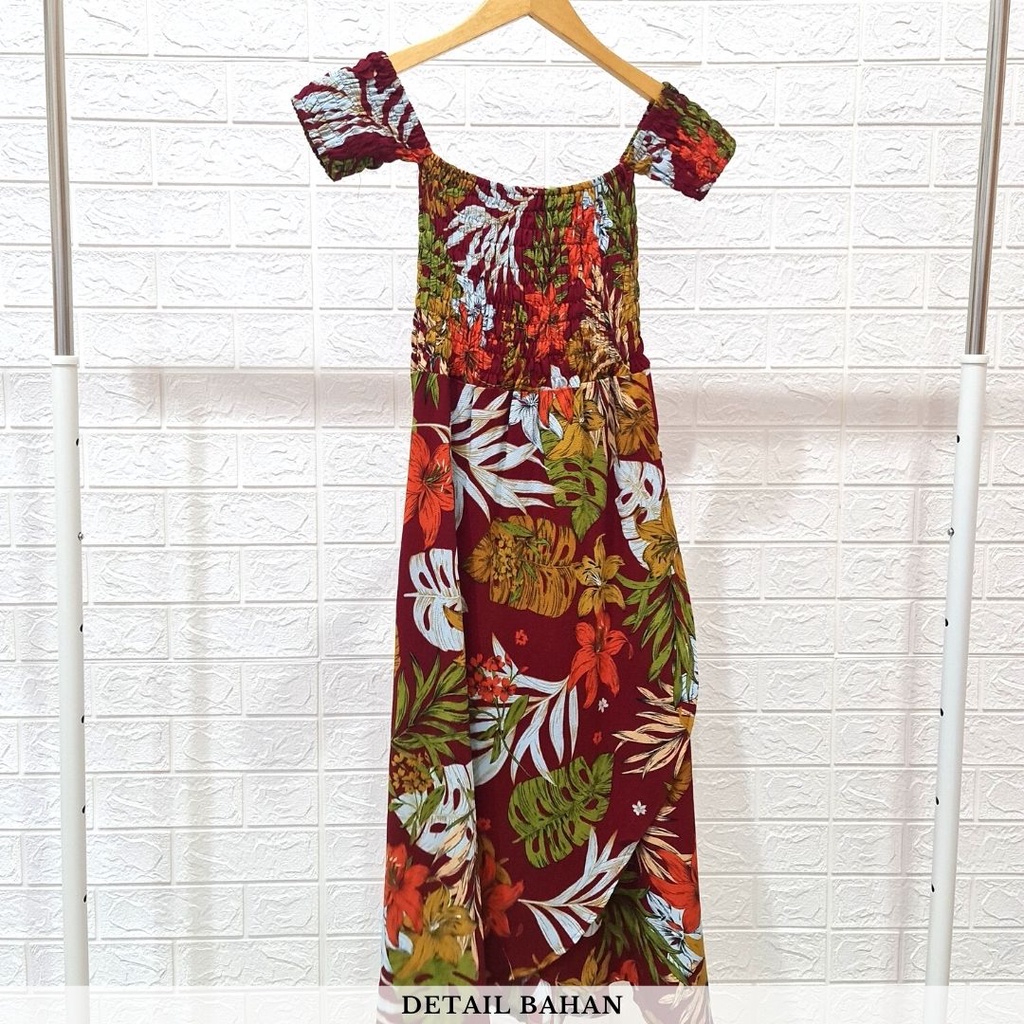 1440 sabrina otomi flower dress